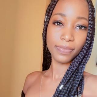 Ingrid Samantha Tsango Odzolo Community manager