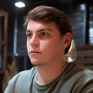 Enzo Quelenis Développeur web