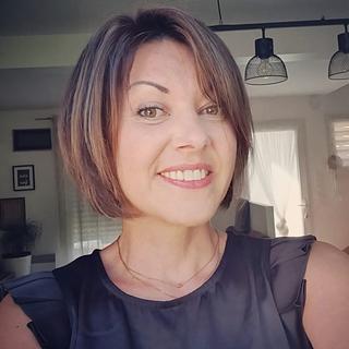 Karine L'hostis Secrétaire