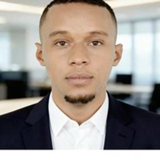 Knowles  Muheebwa Développeur Python