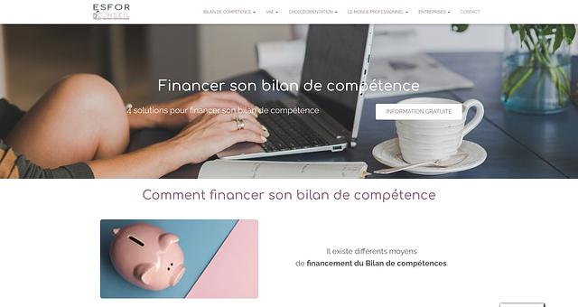 Site vitrine consultante en gestion de carrière par Sandrine Moueza
