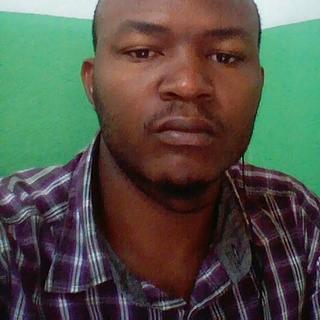 Alain Fabrice Bouetou Kuate Développeur full-stack