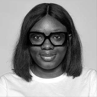 Ismène Koussougan Graphiste spécialisé en création de logo