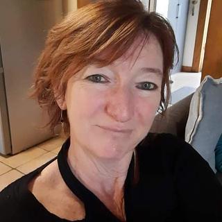 Chrismuche Secrétaire