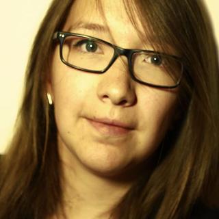 Coralie Lasseur Graphiste spécialisé en création de logo