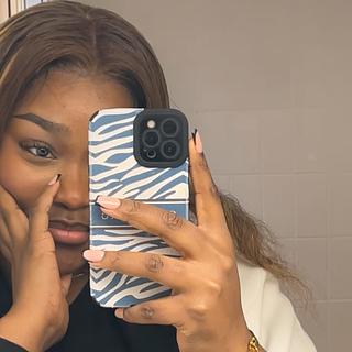 Manuela Mouangue  Développeur web