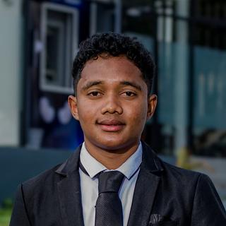 Fanambinantsoa Jean Baptiste Ralaijoma Développeur React