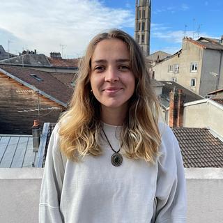 Lucie Duporté Graphiste spécialisé dans la mise en page