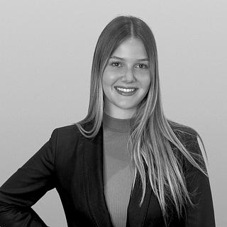 Stella Cauvin Community manager