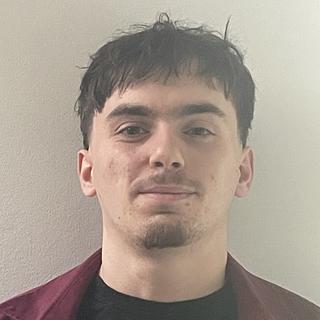 Alan Le Fur Graphiste spécialisé en création de logo