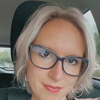 Tiffany  Tronel  Secrétaire