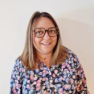 Alison Caffiaux Secrétaire