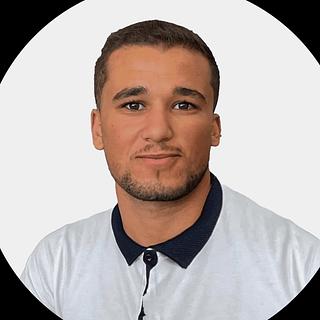 Yassine Soudani Graphiste spécialisé en charte graphique