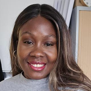 Axelle Adjaho Secrétaire