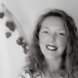 Joyeux Nathalie Community manager