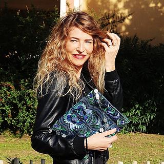 Eve Mory Community manager