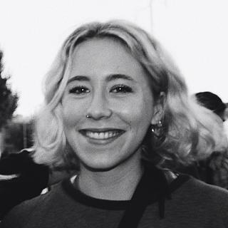 Emma Kraemer Graphiste spécialisé dans la mise en page