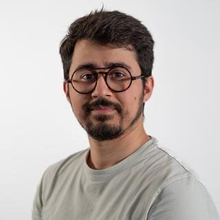 Javad  Razavi Développeur HFT