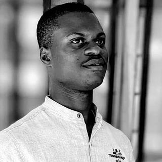 Ismael Belebenie Développeur web