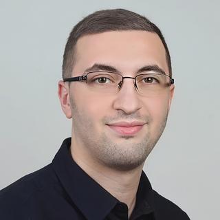 Rédha  Benyahia  Comptable