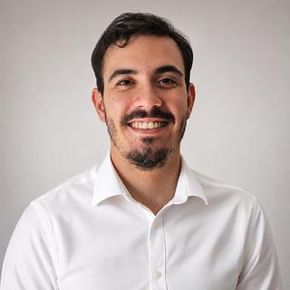 Ali Benmerad Développeur full-stack