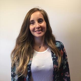 Fanny Garcia Graphiste spécialisé dans la mise en page