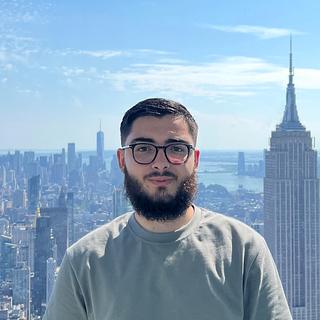 Yanis  Chaili Développeur Windev