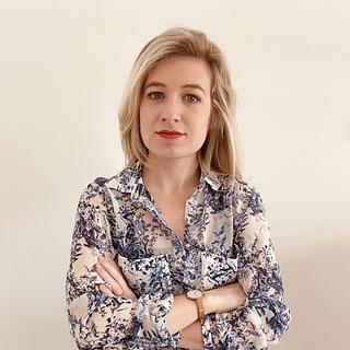 Camille Claude Graphiste spécialisé en charte graphique
