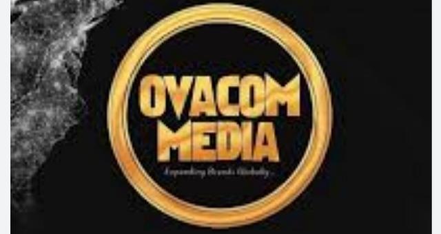 Stagiaire par Carolle Nicaise Onglene