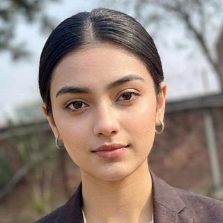 Meimoona Azam Assistant virtuel