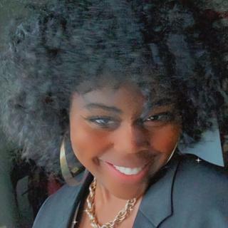 Amandine Damdja Community manager