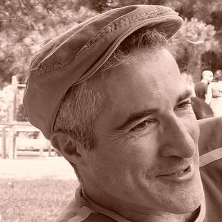 Philippe Bouana Graphiste spécialisé dans la mise en page