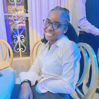 Jemima Berekia Tshilobo Chef de projet