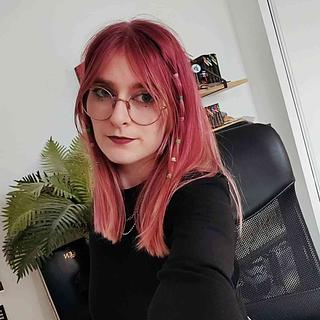 Charline Lapuyade Community manager