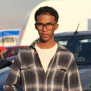 Nandrasaniaina  Andriamiarinarivo  Assistant virtuel