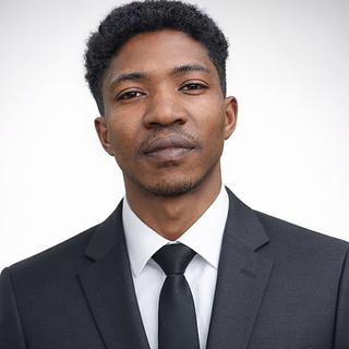 Jean François  Razafimahatratra  Chef de projet