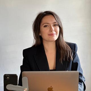 Estelle Laugustin Community manager