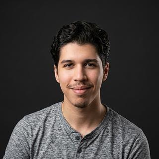 Issam Agoudjil  Développeur back-end
