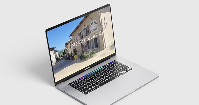 Création site internet de restaurant par Antoine Curis