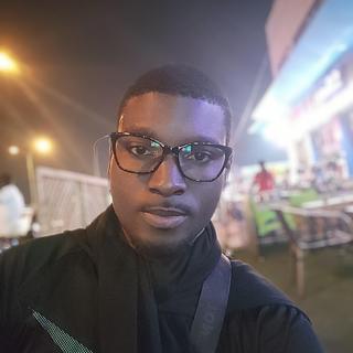 Oswald Midekor Téléconseiller