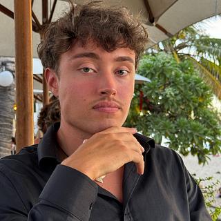 Maxime Lespineux Développeur full-stack