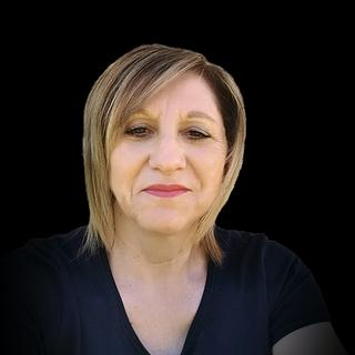 Estelle Barral Secrétaire