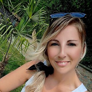 Laura Mehl Secrétaire