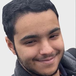 Ahmed Chames Edine Cloarec Spécialiste de la sécurité informatique