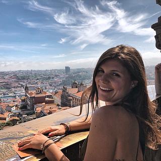 Lisa Olivieri Community manager