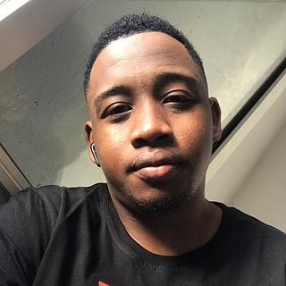 Ismael Ndraibe Expert Photoshop