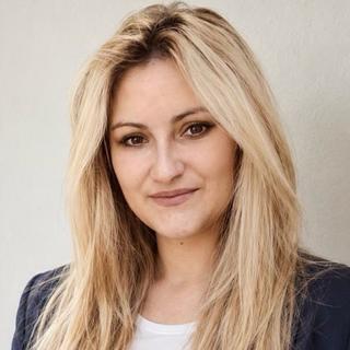 Laurine  Trezentos  Assistant virtuel
