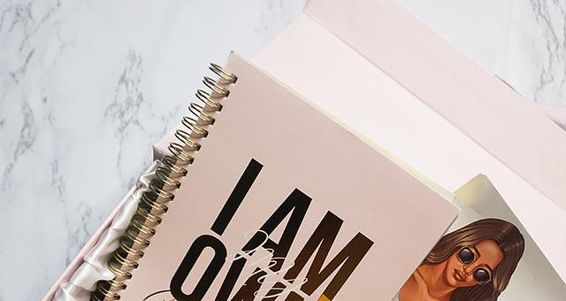 Création design et production goodies par Valérie Tran