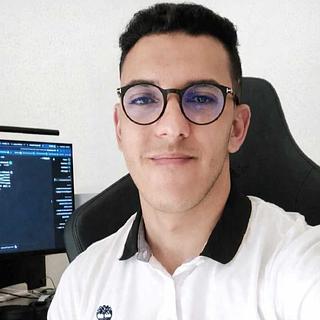 Ayoub Guismi Développeur full-stack