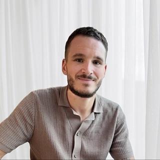Romuald Manlay Développeur Windev